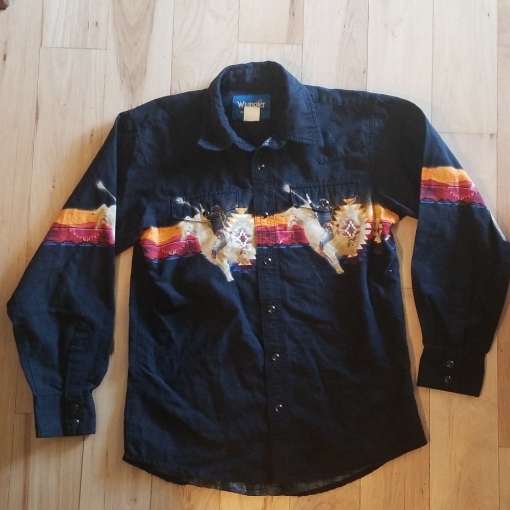 Western style pearl snap shirt